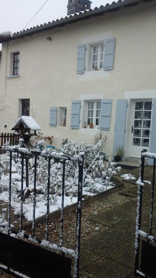 La Maison Des Fleurs Montembœuf Εξωτερικό φωτογραφία