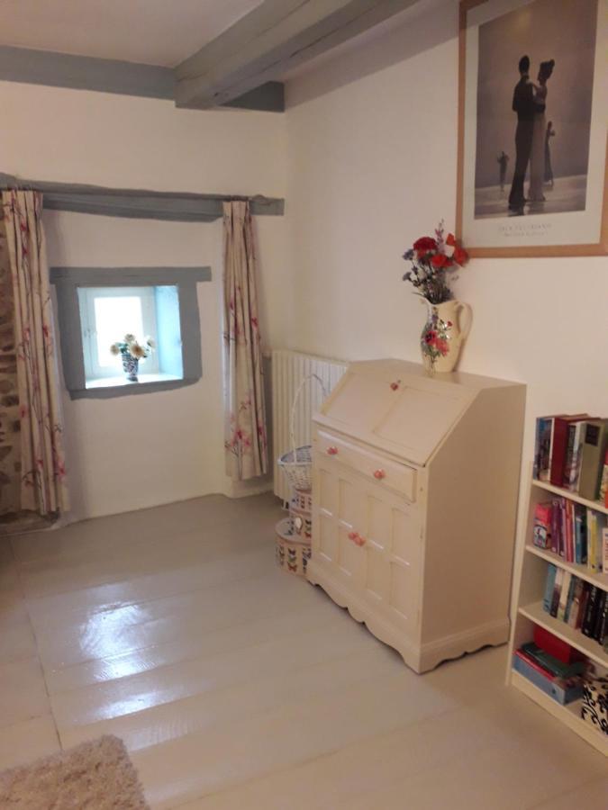 La Maison Des Fleurs Montembœuf Εξωτερικό φωτογραφία