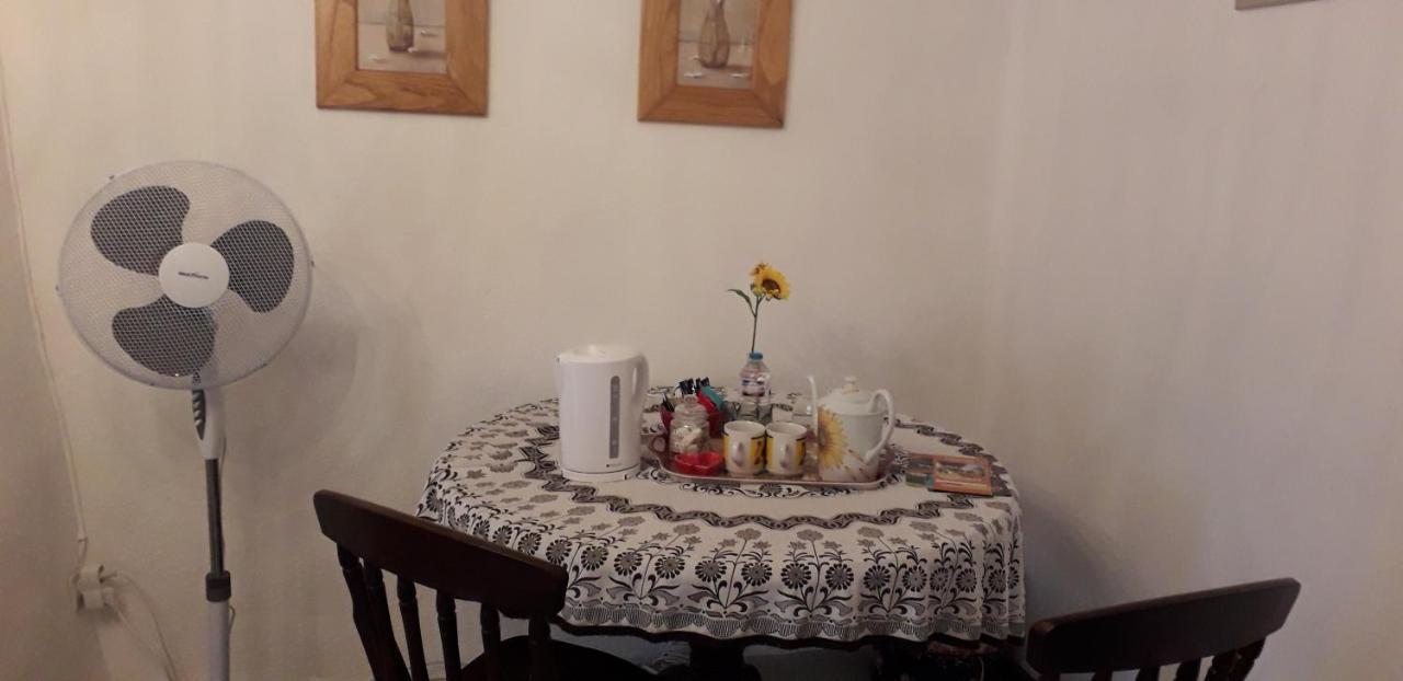 La Maison Des Fleurs Montembœuf Εξωτερικό φωτογραφία
