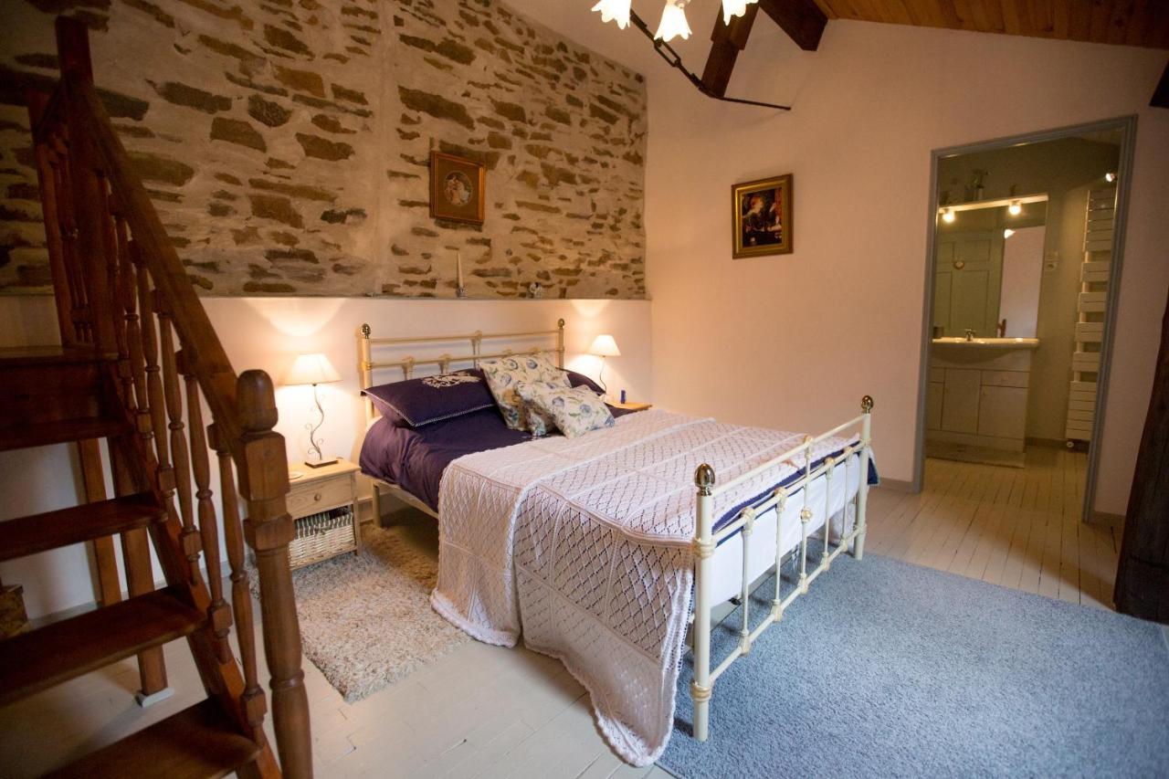 La Maison Des Fleurs Montembœuf Εξωτερικό φωτογραφία